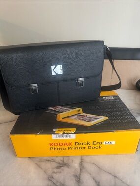 Kodak Dock Era 4x6 Photo Printer Bundle + Case & Accessories